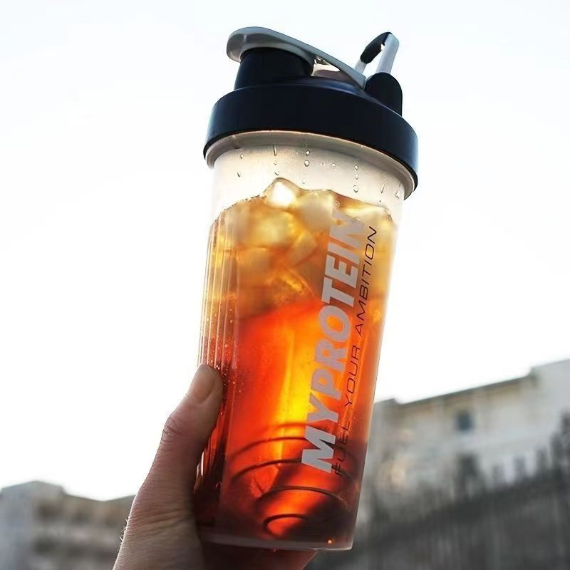 Wysokiej jakości shaker do bia – Nutrition And Fitness recenzja i cena